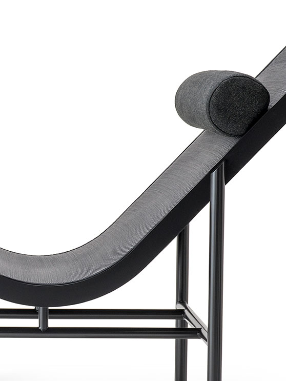 Sakyu Steel Lounge Chair